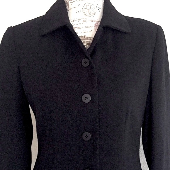 Iris Singer black Ribbed button up tailored Suit Jacket Size 4. Made in USA - Picture 2 of 7